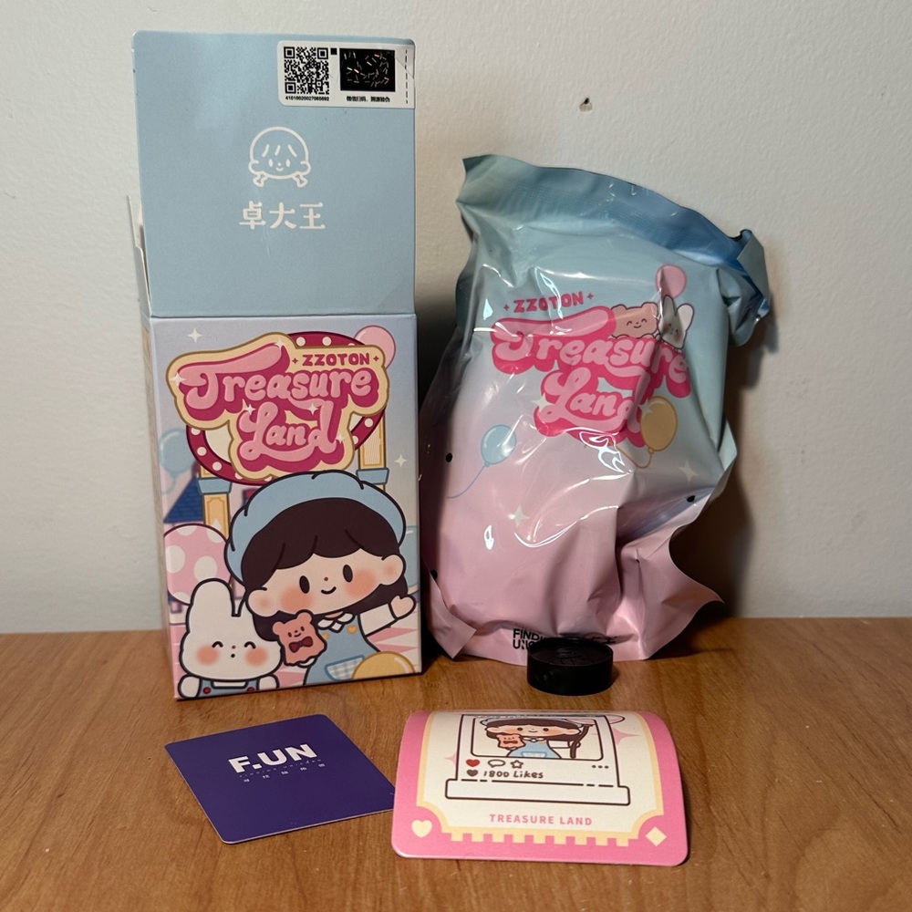 Finding Unicorn Treasure Land Collectible Toy